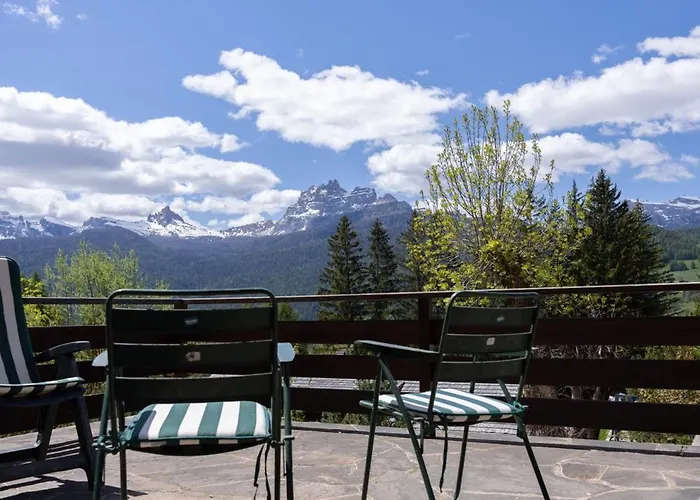 アパート Casa Ca Del Molin, Ampia E Panoramica コルティーナ・ダンペッツォ